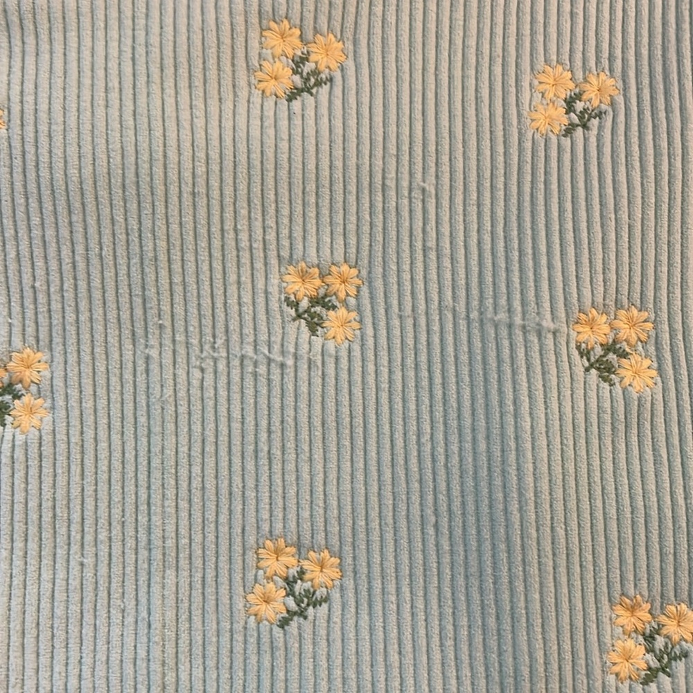 Light Green Zara Wrap Crop Top with Little Flowers - Picture 5 of 5